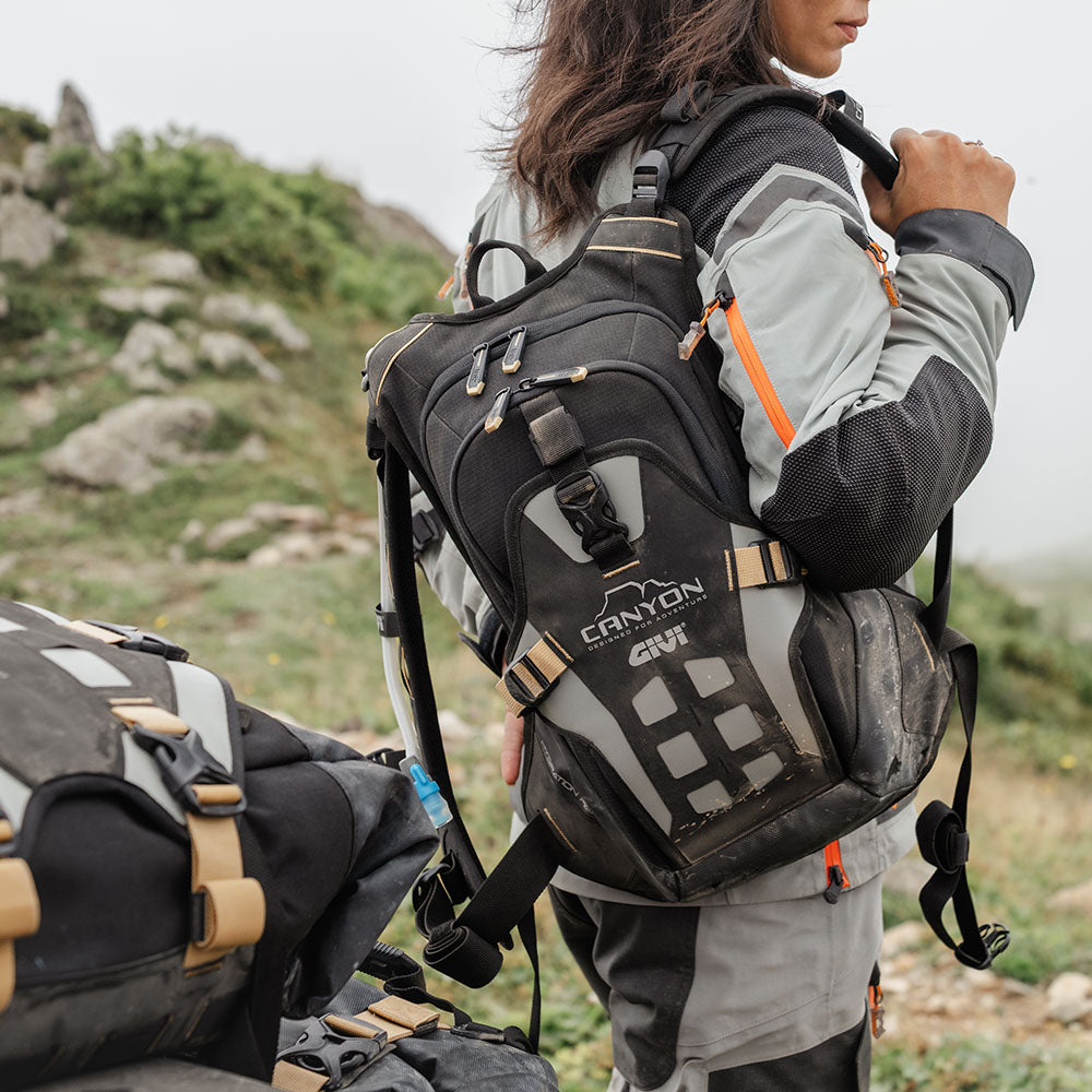 GRT731 | CANYON RANGE
